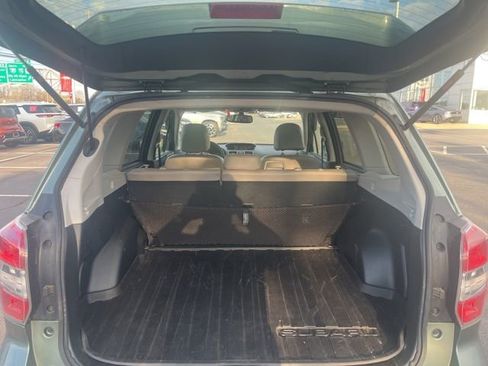 Used 2016 Subaru Forester 2.5i Limited w/ Popular Package #2 image 8