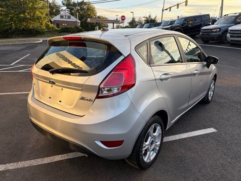 Used 2016 Ford Fiesta SE w/ Cold Weather Package FWD image 3