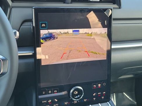 New 2027 GMC Terrain Elevation w/ Elevation Premium Package AWD/4WD image 19