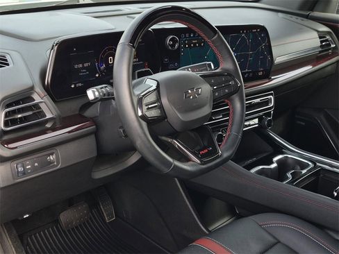 Certified 2025 Chevrolet Traverse RS w/ LPO, Floor Liner Package image 34