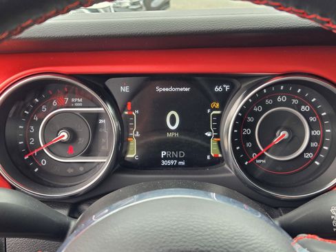 Used 2021 Jeep Wrangler Unlimited Rubicon AWD/4WD image 25