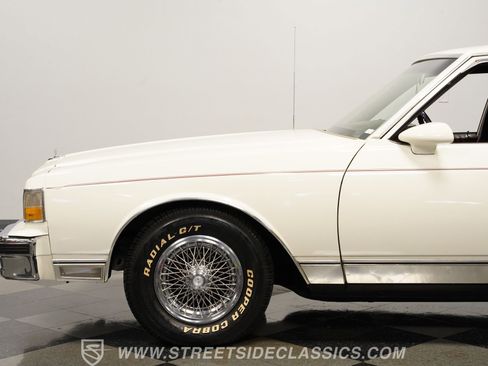 Used 1989 Chevrolet Caprice Classic Brougham image 23