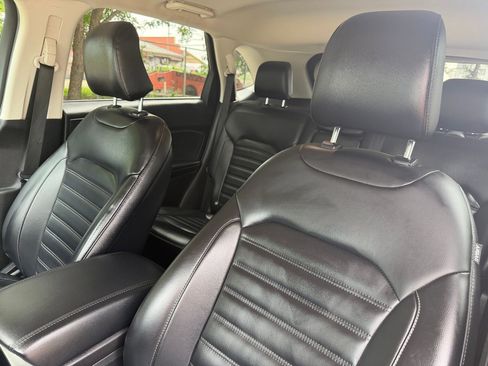 Used 2024 Ford Edge SEL AWD/4WD image 12