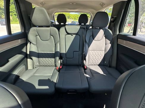 Used 2025 Volvo XC90 B5 Plus AWD/4WD image 15