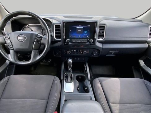Used 2023 Nissan Frontier SV w/ SV Convenience Package RWD image 15