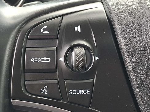 Used 2020 Acura MDX w/ Technology Package AWD/4WD image 22