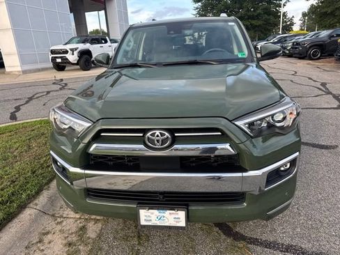 Used 2022 Toyota 4Runner Limited AWD/4WD image 4