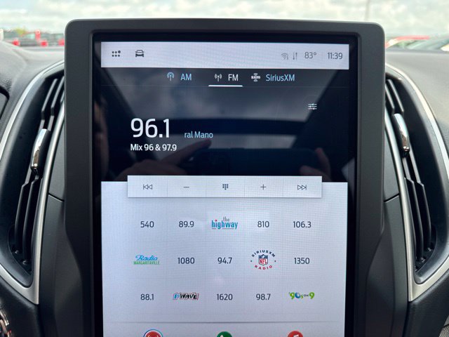 Used 2024 Ford Edge SEL w/ Convenience Package AWD/4WD image 17