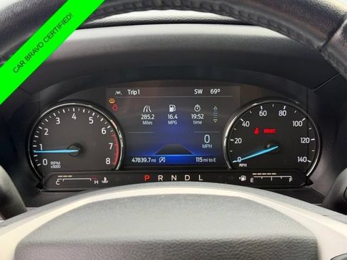 Used 2023 Ford Explorer XLT AWD/4WD image 25