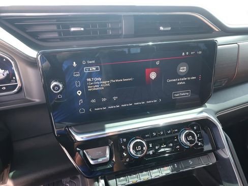 Used 2025 GMC Sierra 1500 Denali Ultimate image 21