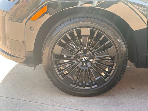 Certified 2025 Hyundai Santa Fe Calligraphy image 9