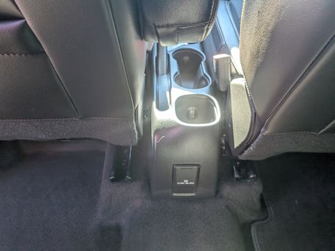 Used 2022 Chevrolet Trax LT w/ Sport Edition image 14