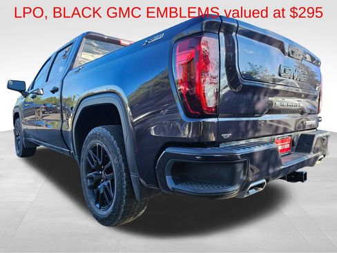 Used 2022 GMC Sierra 1500 Elevation w/ X31 Off-Road Package AWD/4WD image 10