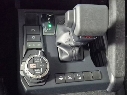 New 2026 Toyota Tacoma TRD Off-Road AWD/4WD image 17