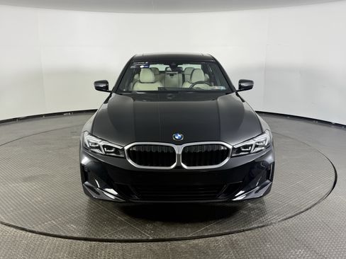 Certified 2023 BMW 330i xDrive 330i xDrive w/ Premium Package image 2