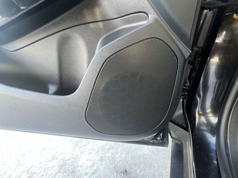 Certified 2025 Chevrolet Trax LT w/ LT Convenience Package image 23