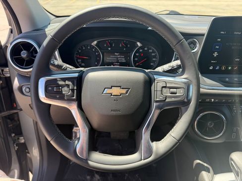 Used 2024 Chevrolet Blazer LT AWD/4WD image 23
