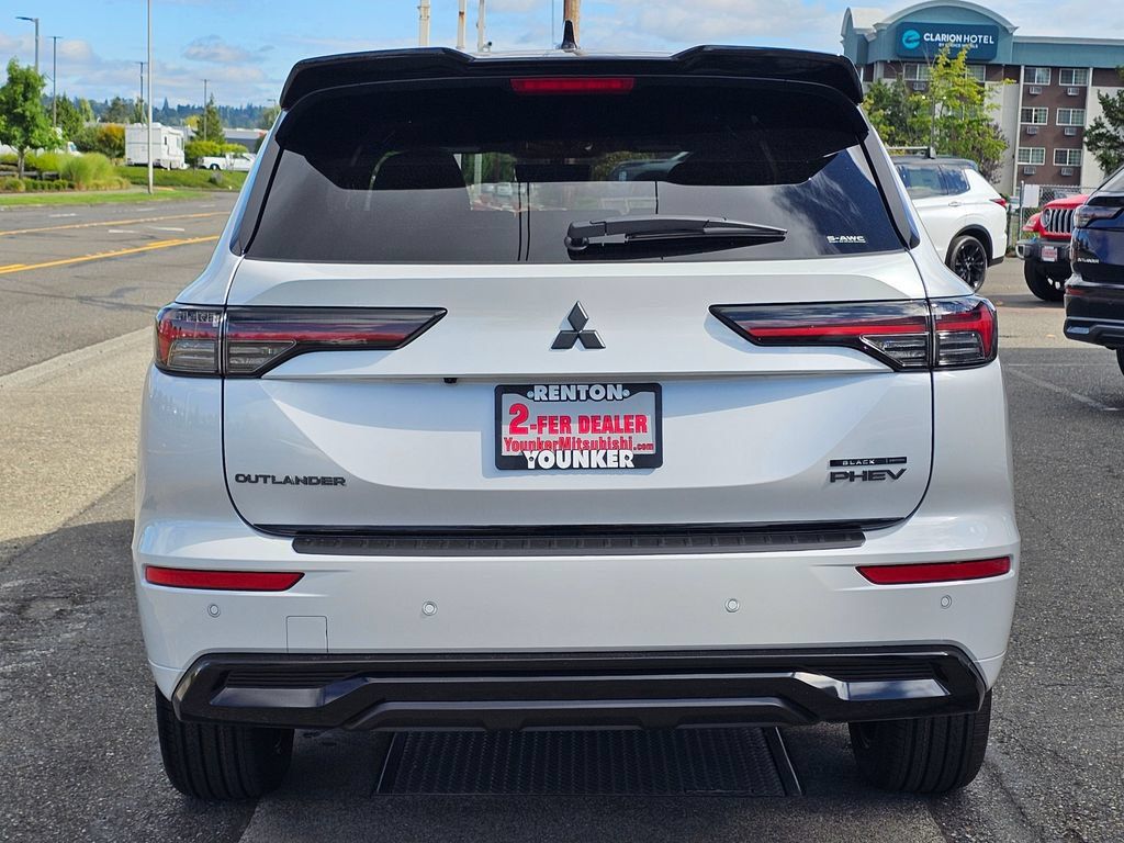 New 2026 Mitsubishi Outlander 4WD Plug-In Hybrid image 6