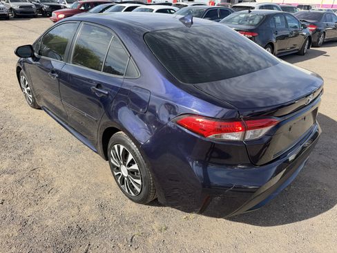 Used 2021 Toyota Corolla LE w/ Carpet Mat Package (TMS) image 7