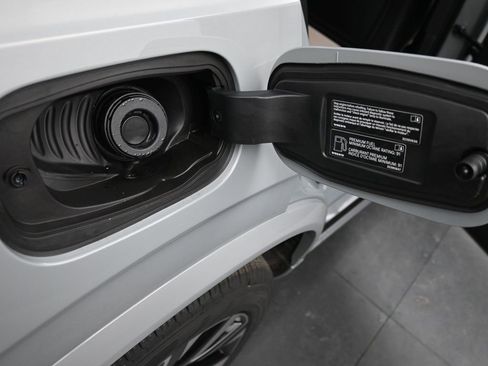 New 2026 Volvo XC90 B6 Core AWD/4WD image 18