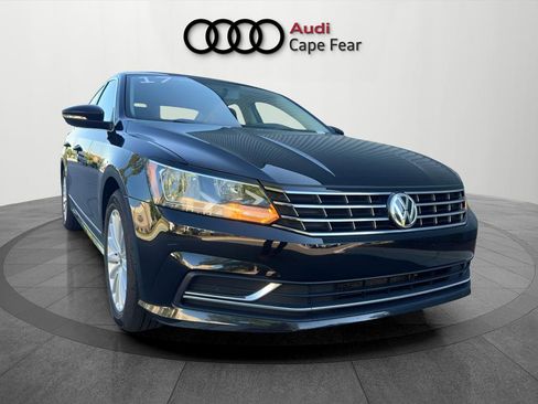 Used 2017 Volkswagen Passat 1.8T SE FWD image 7
