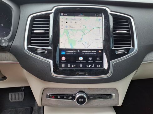 Certified 2025 Volvo XC90 B6 Plus w/ Protection Package Premier AWD/4WD image 12