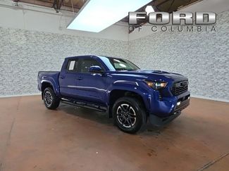 Used 2025 Toyota Tacoma TRD Sport AWD/4WD video 1