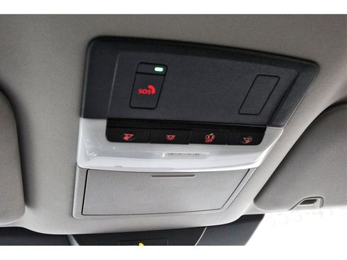 Used 2025 Nissan Pathfinder SV image 25