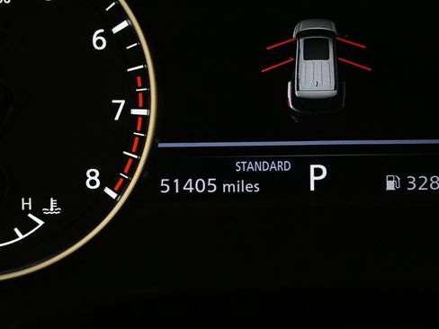 Used 2022 Nissan Pathfinder S FWD image 11