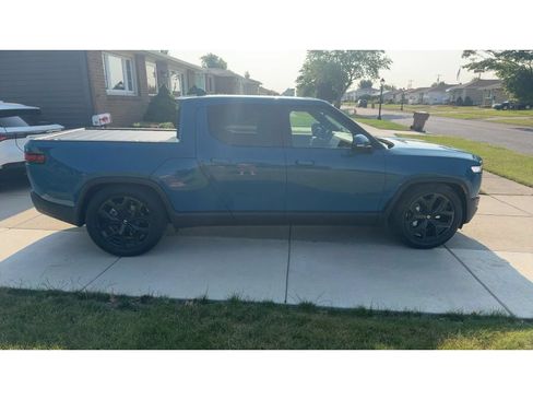 Used 2025 Rivian R1T Adventure AWD/4WD image 3