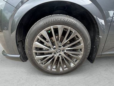 Used 2025 Lexus RX 350 w/ Convenience Package AWD/4WD image 29