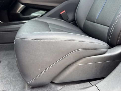 New 2026 Cadillac Lyriq Signature Luxury w/ LPO, Floor Liner Package RWD image 24