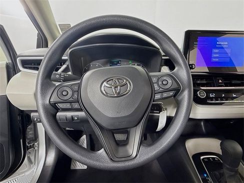 Certified 2025 Toyota Corolla LE image 11