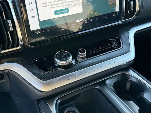 New 2026 Ford Expedition Platinum w/ Stealth Performance Package image 12