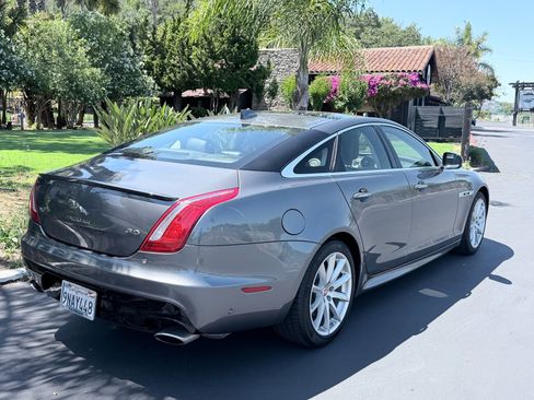 Used 2019 Jaguar XJ R-Sport RWD image 6