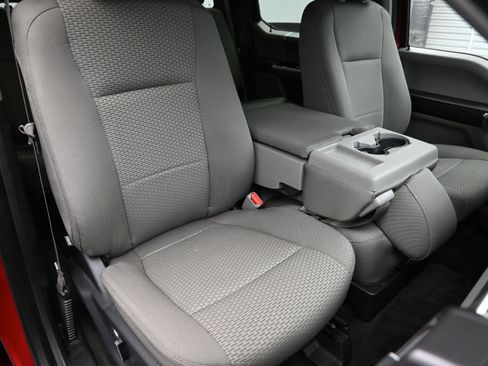 Used 2015 Ford F150 XLT w/ Equipment Group 302A Luxury image 38