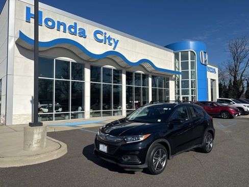 Used 2022 Honda HR-V EX image 2