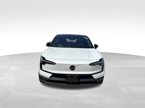 New 2026 Volvo EX30 Plus w/ Climate Package AWD/4WD image 8