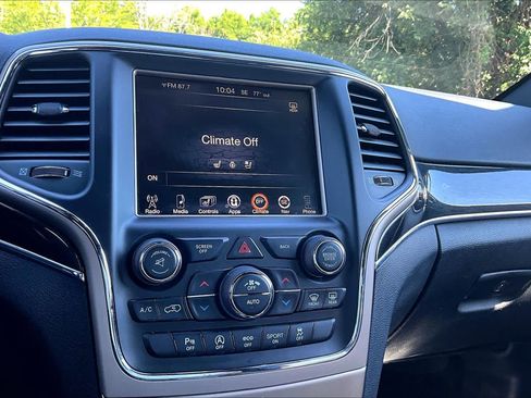 Used 2016 Jeep Grand Cherokee Limited 75th Anniversary AWD/4WD image 35