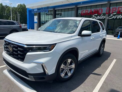 Used 2023 Honda Pilot EX-L image 2