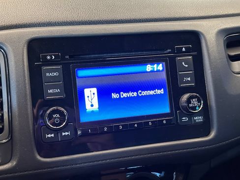 Used 2022 Honda HR-V LX image 13