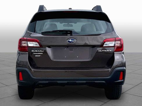Used 2019 Subaru Outback 2.5i AWD/4WD image 5