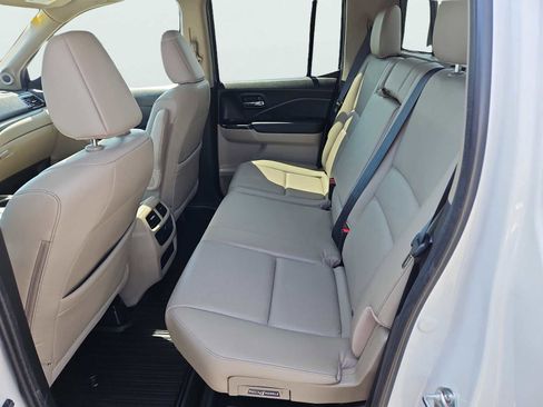 Certified 2023 Honda Ridgeline RTL image 32