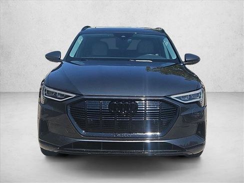 Used 2019 Audi e-tron Premium Plus AWD/4WD image 2