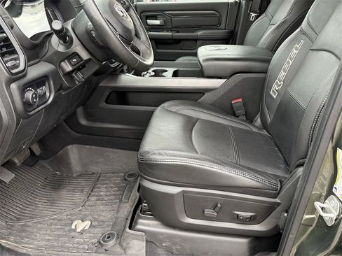 Used 2024 RAM 2500 Rebel w/ Towing Technology Group image 12