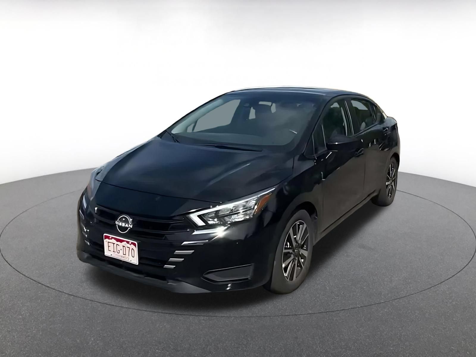 Used 2025 Nissan Versa SV FWD image 6