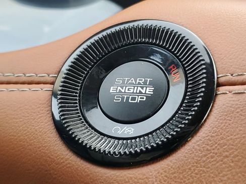 Certified 2022 Jeep Compass Limited image 21