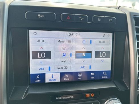 Used 2020 Ford F250 Platinum w/ FX4 Off-Road Package image 31