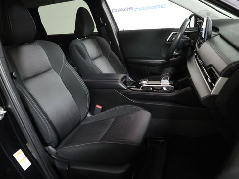 Used 2025 Mitsubishi Outlander ES image 20