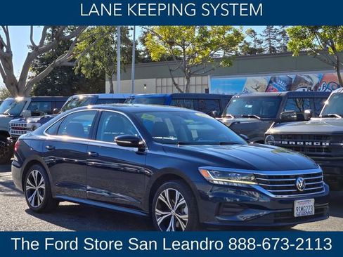 Used 2022 Volkswagen Passat 2.0T SE image 8